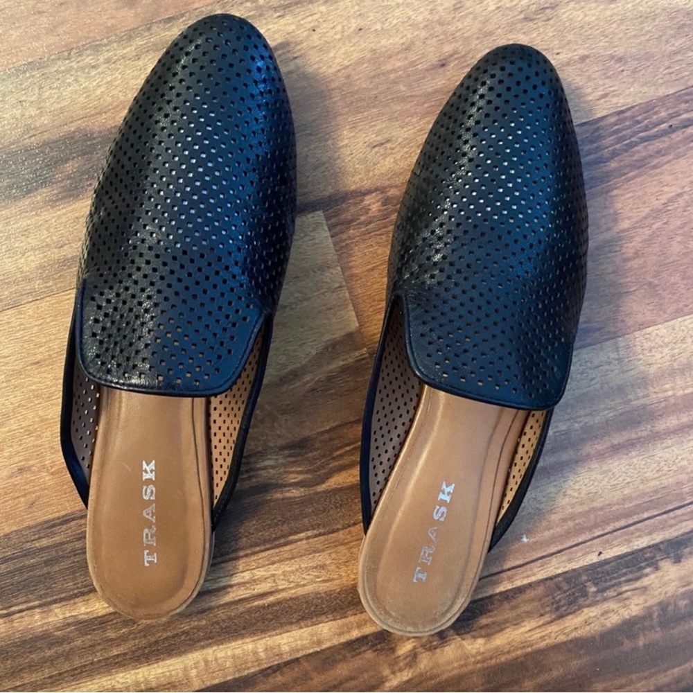 Trask women’s mules size 10